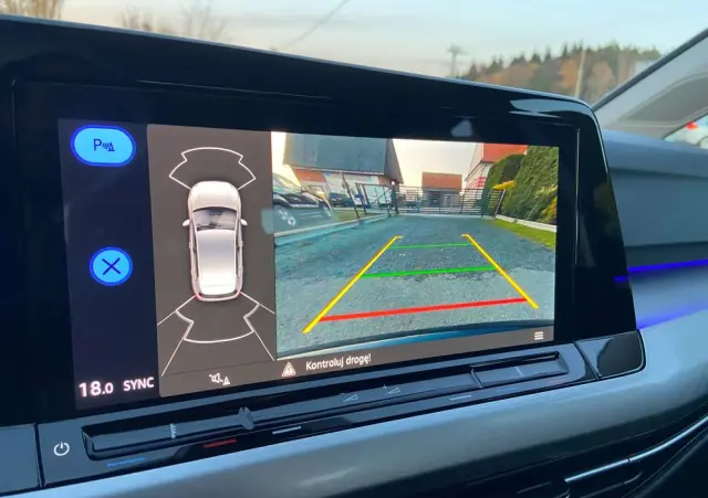 VOLKSWAGEN Golf 2.0 TDI SCR DSG Life