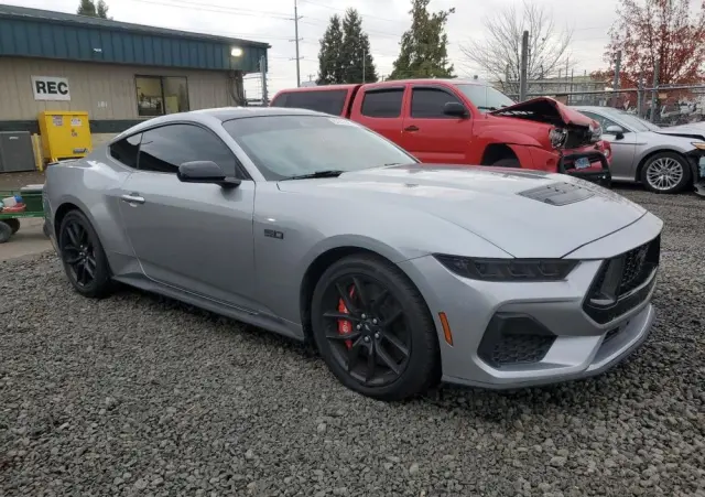 FORD Mustang 5.0 Ti-VCT V8 GT