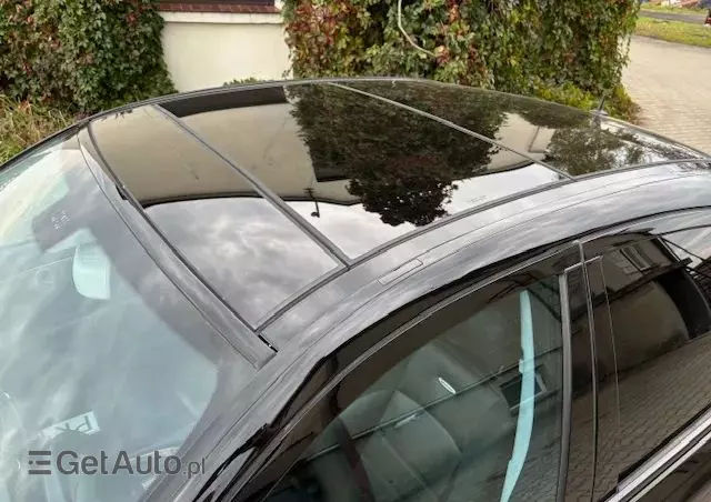 MERCEDES-BENZ Klasa E 63 AMG