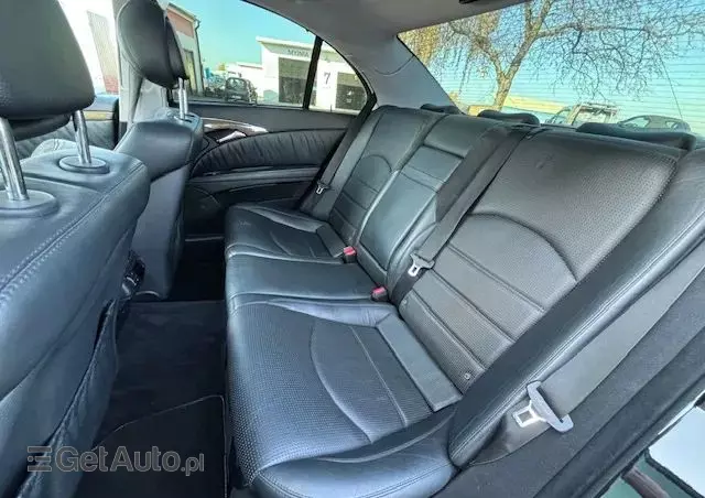 MERCEDES-BENZ Klasa E 63 AMG