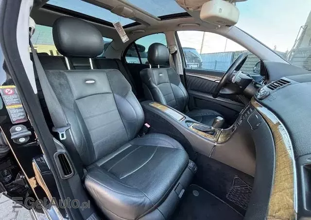 MERCEDES-BENZ Klasa E 63 AMG