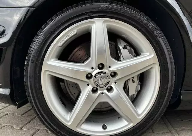 MERCEDES-BENZ Klasa E 63 AMG