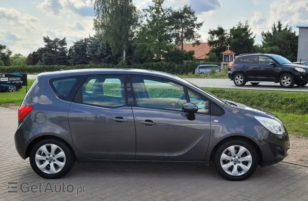 OPEL Meriva 