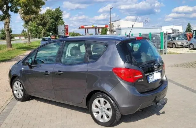 OPEL Meriva 