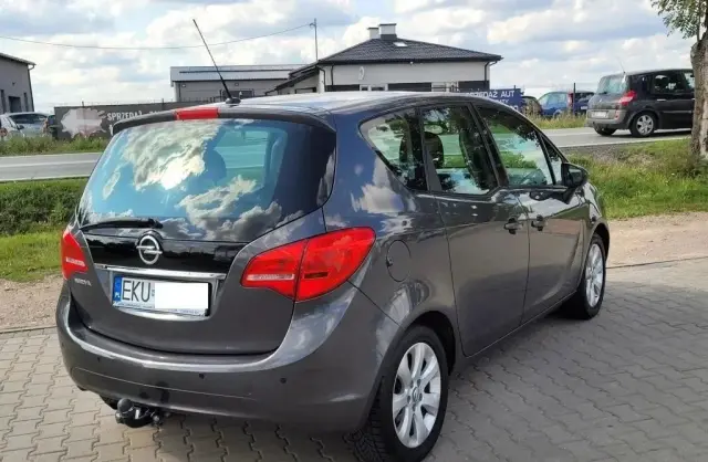 OPEL Meriva 