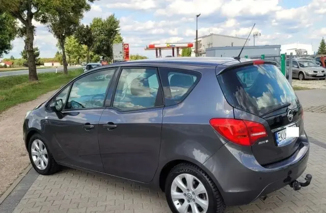 OPEL Meriva 