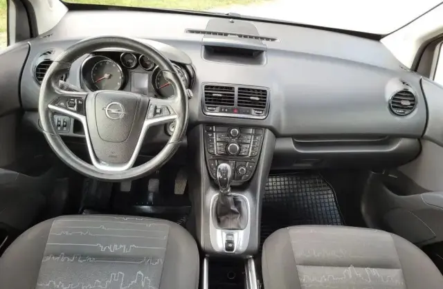 OPEL Meriva 