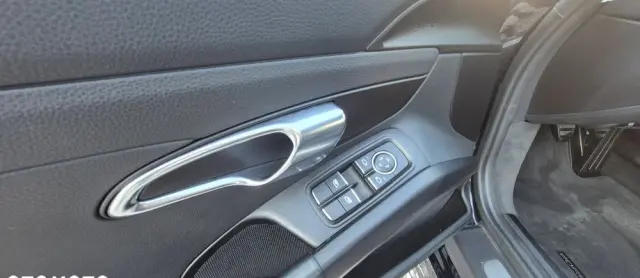 PORSCHE 718 Cayman GPF