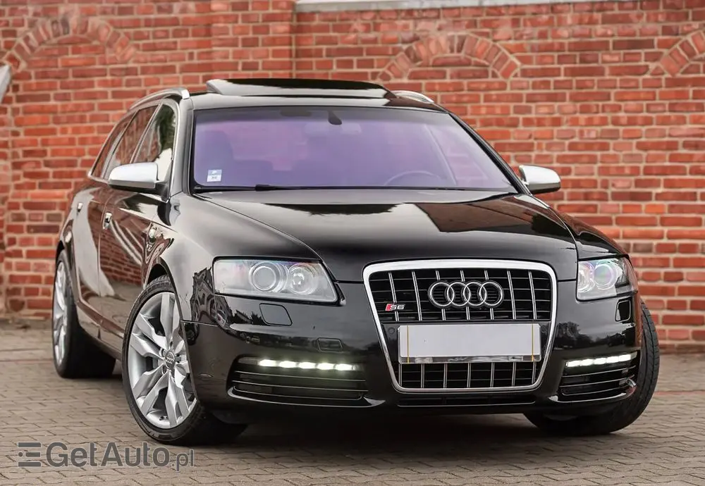 AUDI S6 Avant Standard