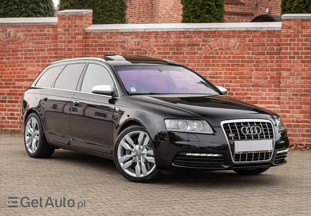 AUDI S6 Avant Standard