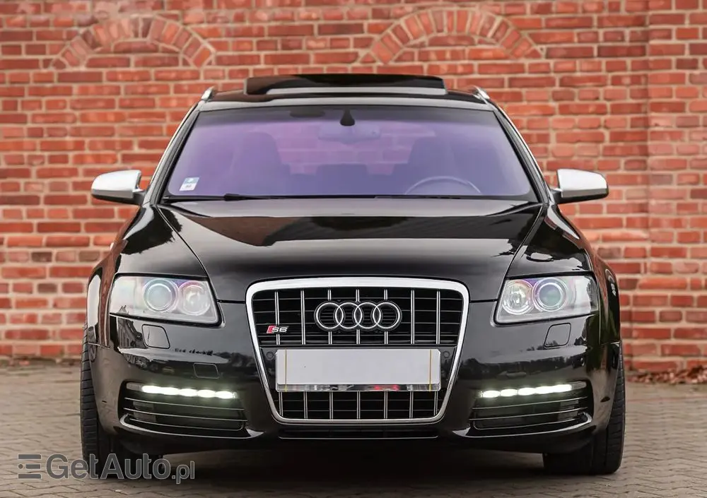 AUDI S6 Avant Standard