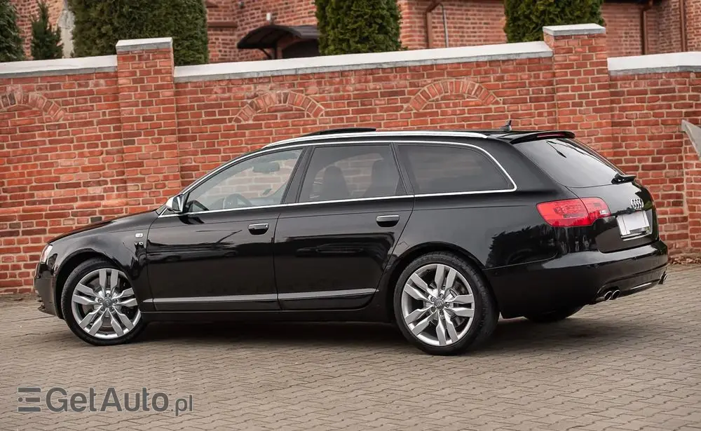 AUDI S6 Avant Standard