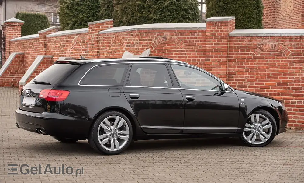AUDI S6 Avant Standard