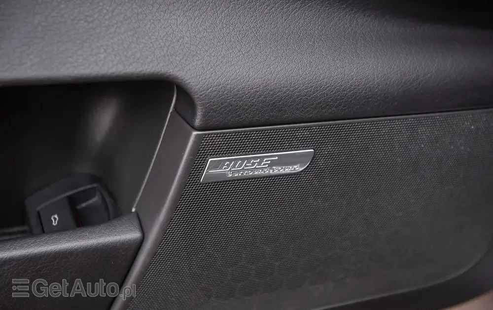 AUDI S6 Avant Standard