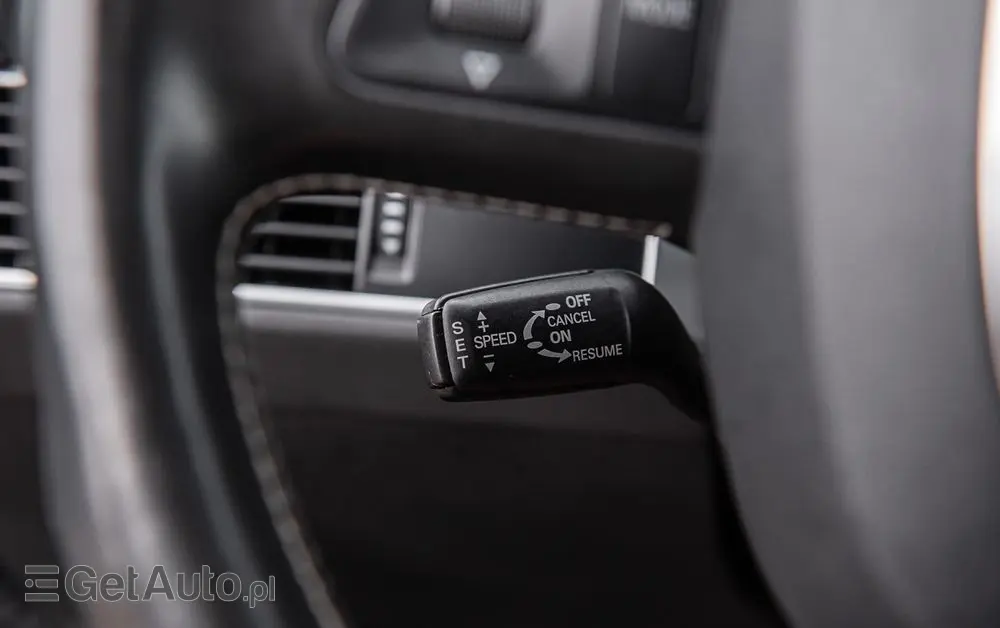 AUDI S6 Avant Standard