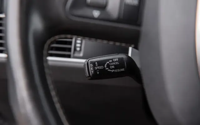 AUDI S6 Avant Standard