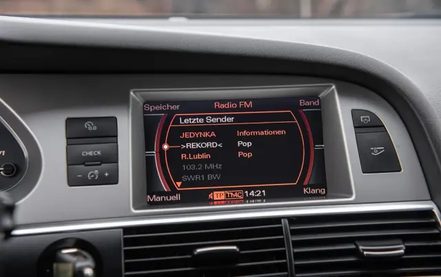 AUDI S6 Avant Standard