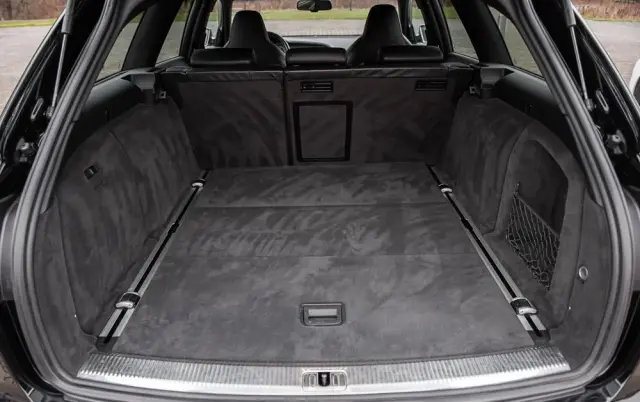 AUDI S6 Avant Standard