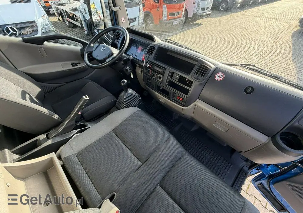 NISSAN Cabstar 