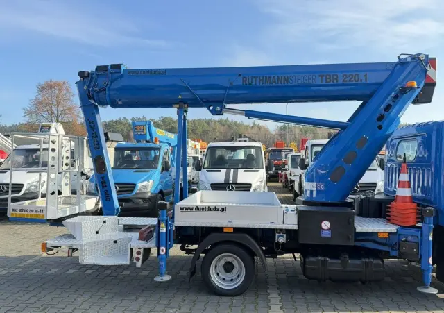 NISSAN Cabstar 