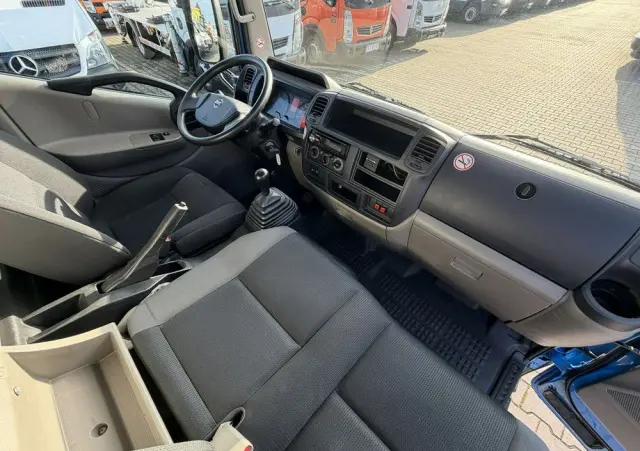 NISSAN Cabstar 