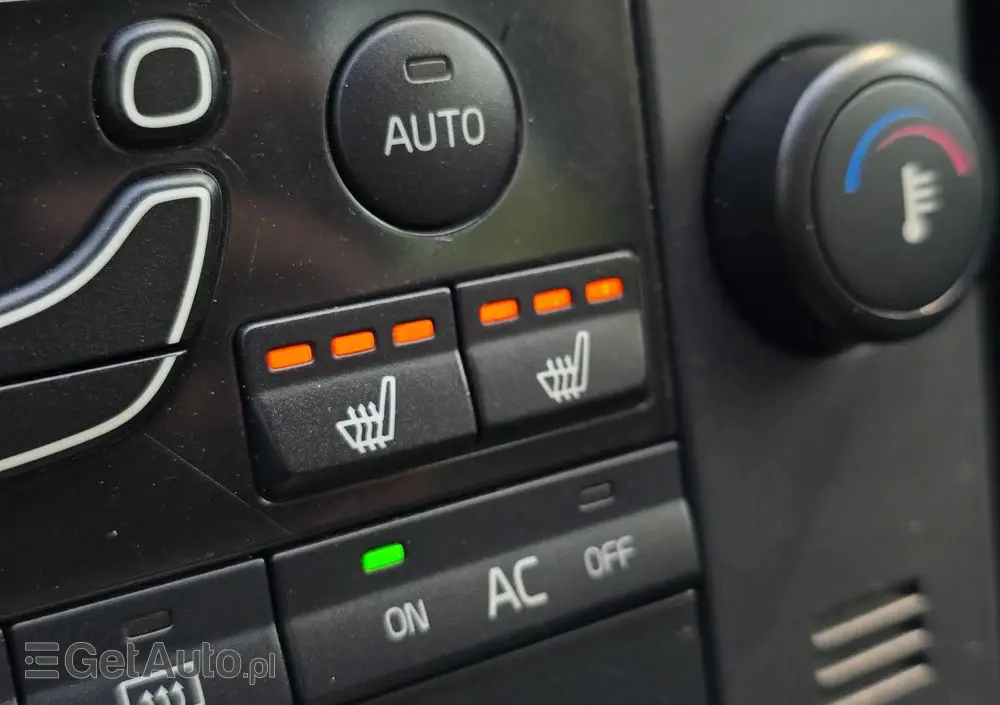 VOLVO S80 2.5T Momentum