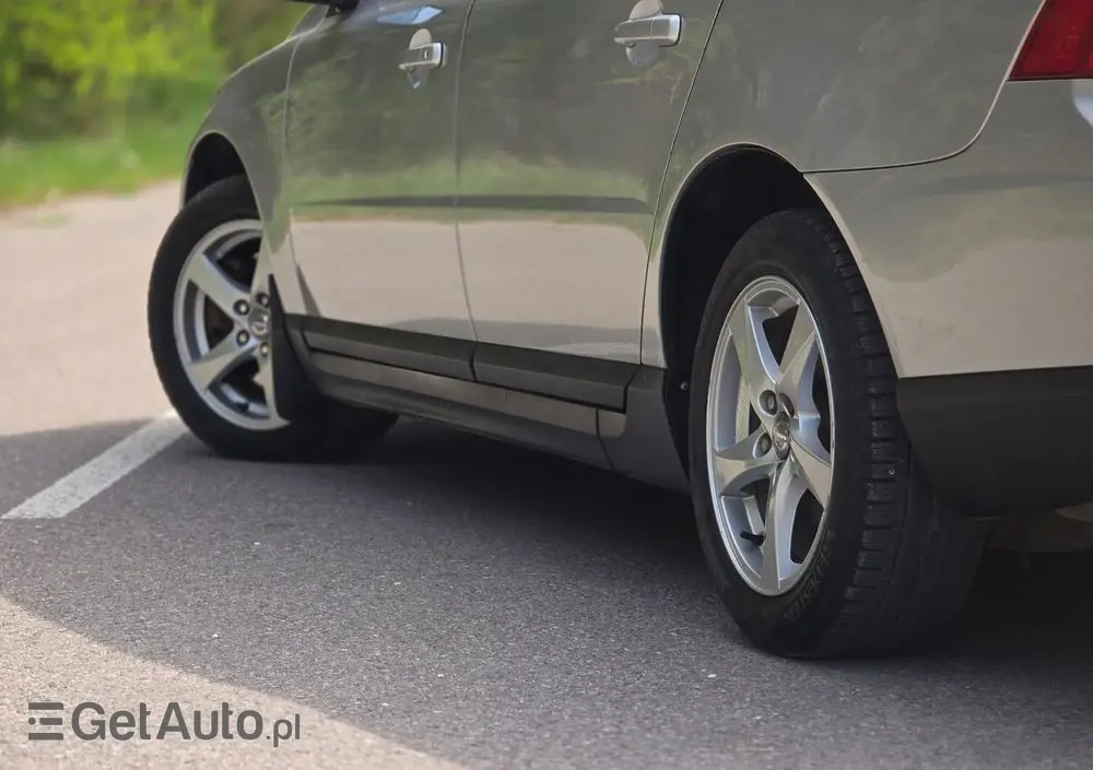 VOLVO S80 2.5T Momentum