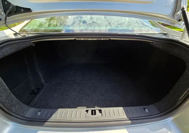 VOLVO S80 2.5T Momentum