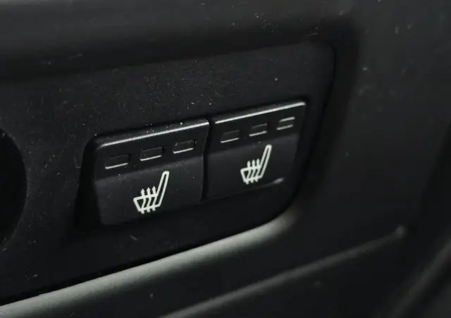 VOLVO S80 2.5T Momentum