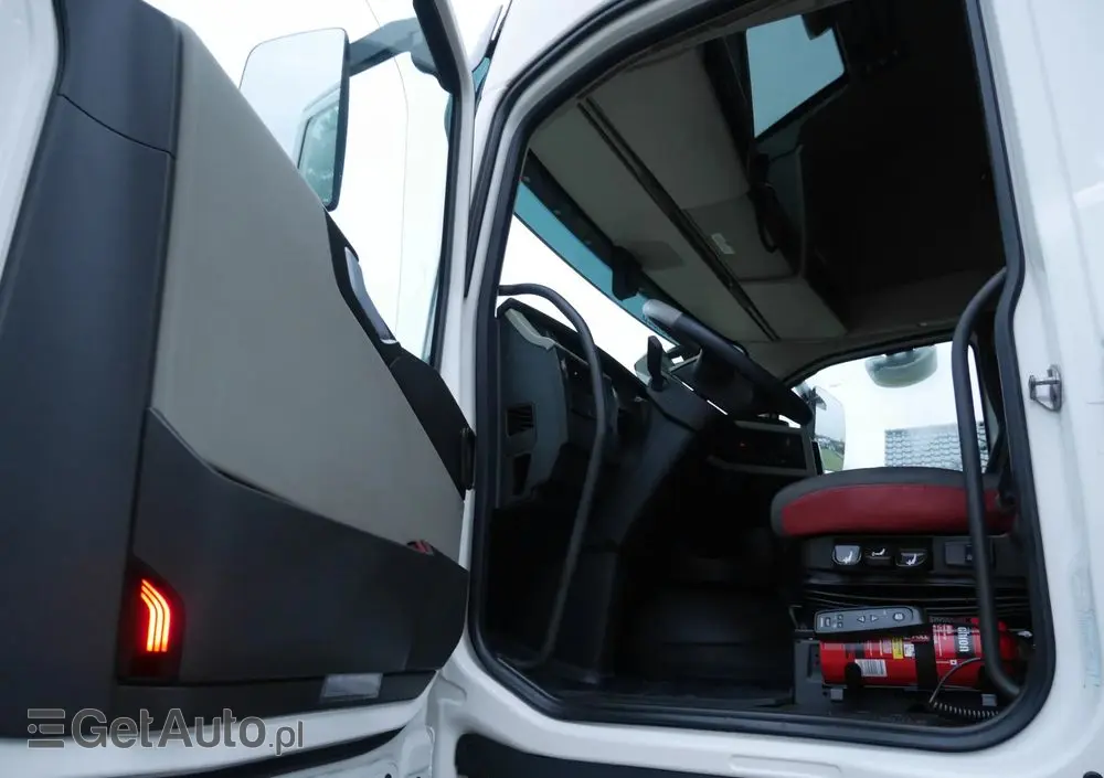 VOLVO FH 4/ 460KM/ XXL / STANDARD/ EURO-6/ NISKI PRZEB. 