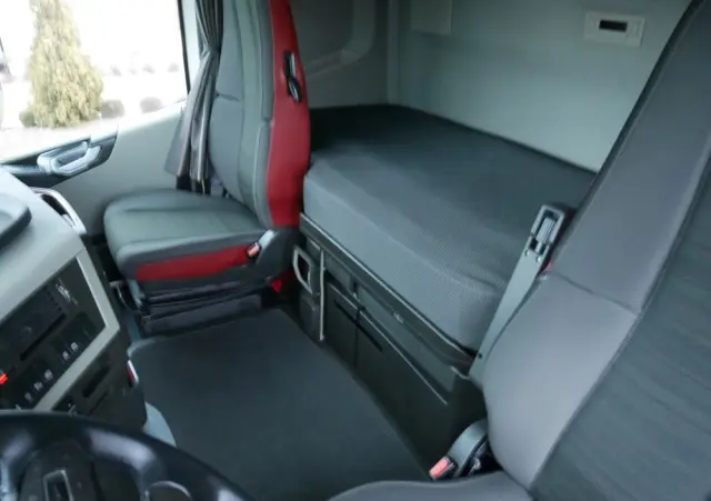 VOLVO FH 4/ 460KM/ XXL / STANDARD/ EURO-6/ NISKI PRZEB. 