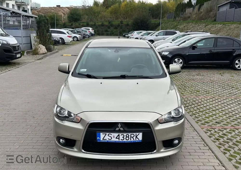 MITSUBISHI Lancer 1.8 Invite