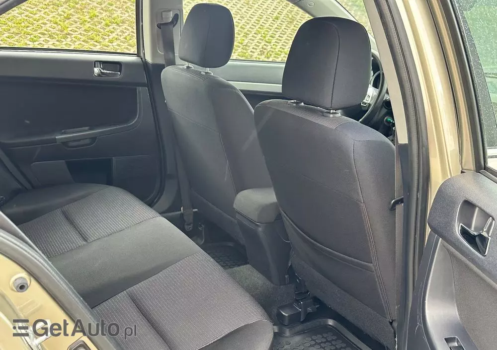 MITSUBISHI Lancer 1.8 Invite