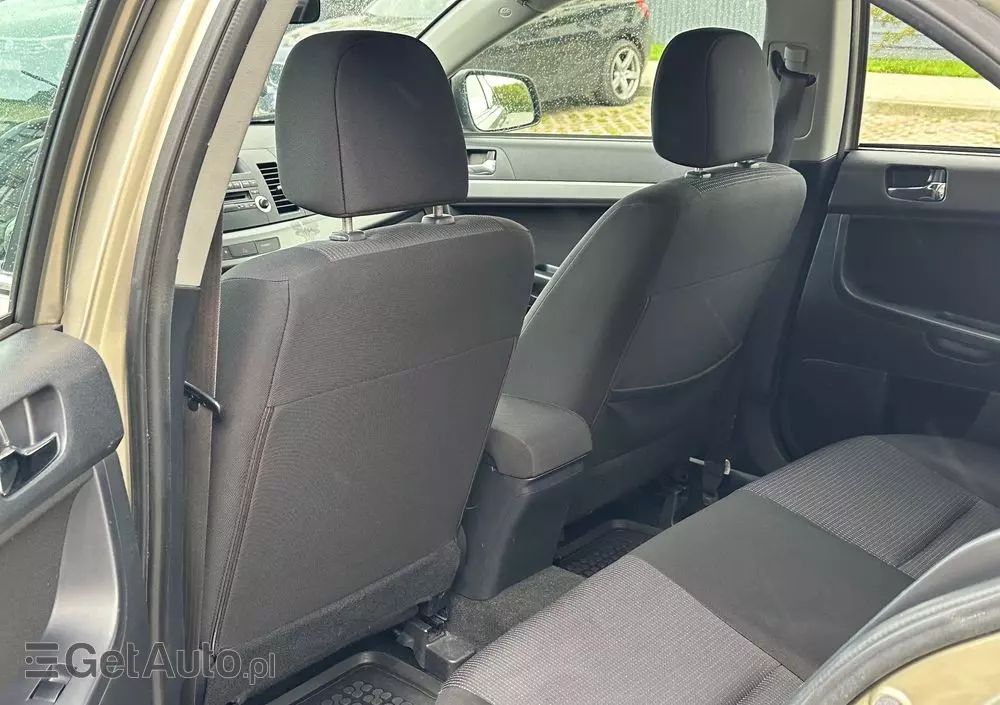 MITSUBISHI Lancer 1.8 Invite