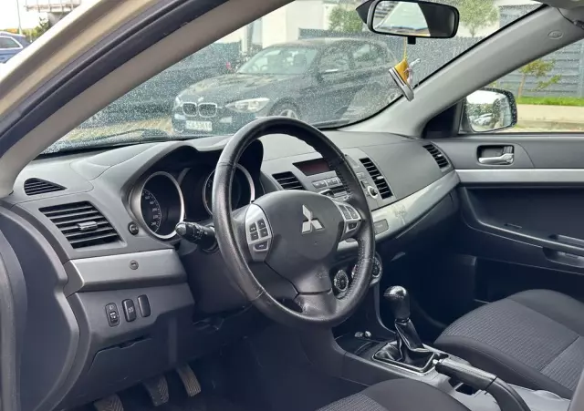 MITSUBISHI Lancer 1.8 Invite