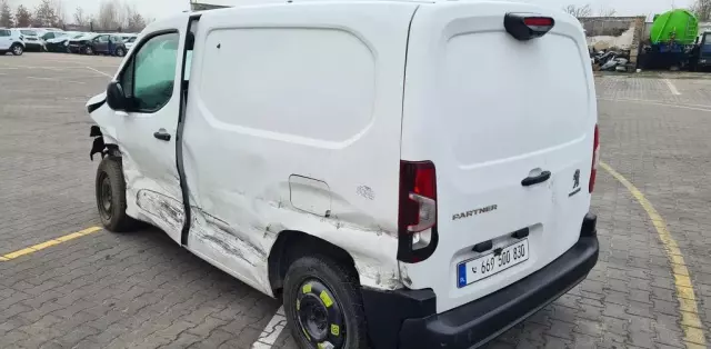 PEUGEOT Partner 