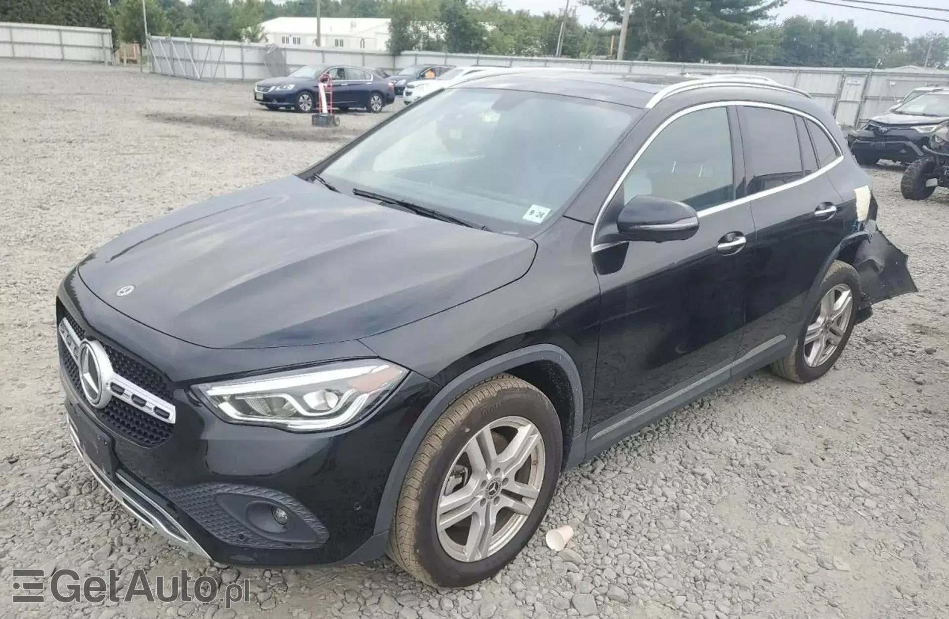 MERCEDES-BENZ GLA 