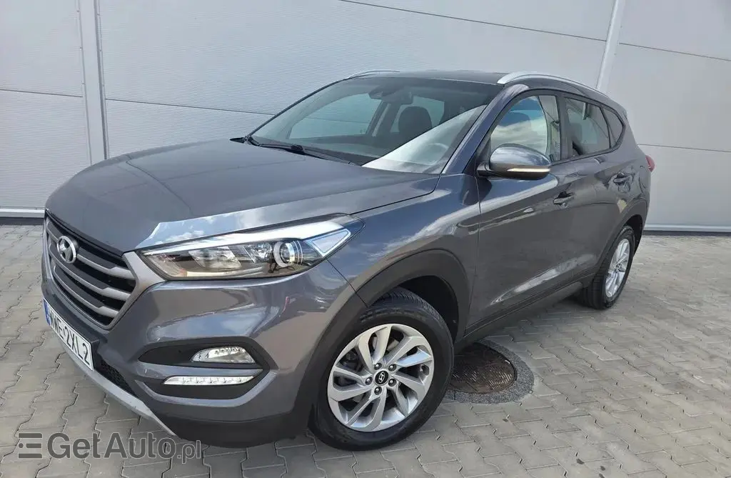 HYUNDAI Tucson 