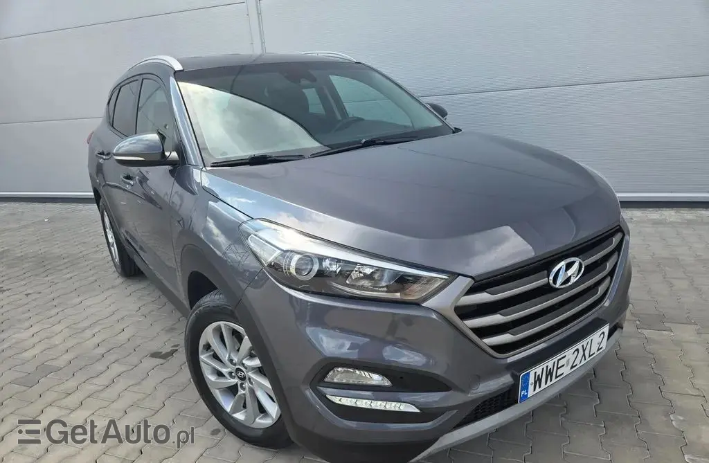 HYUNDAI Tucson 