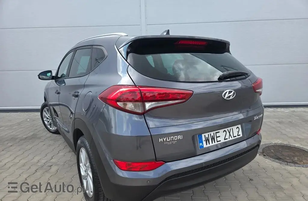 HYUNDAI Tucson 