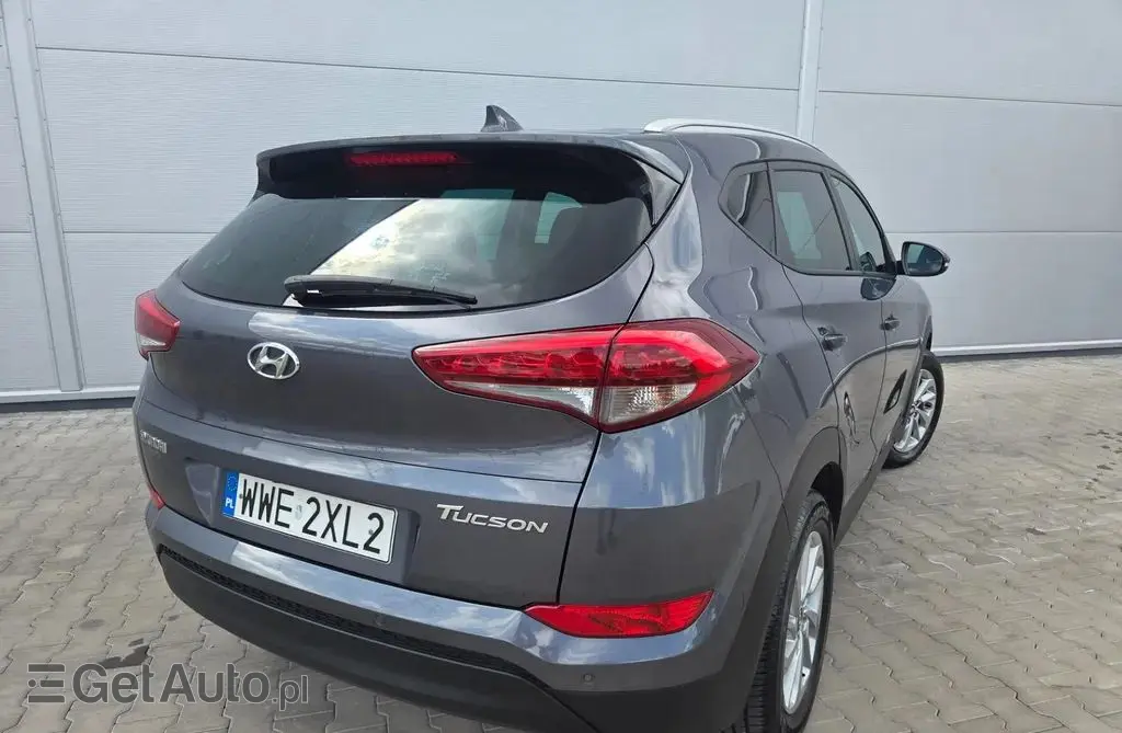 HYUNDAI Tucson 