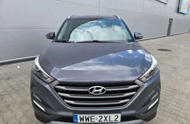 HYUNDAI Tucson 