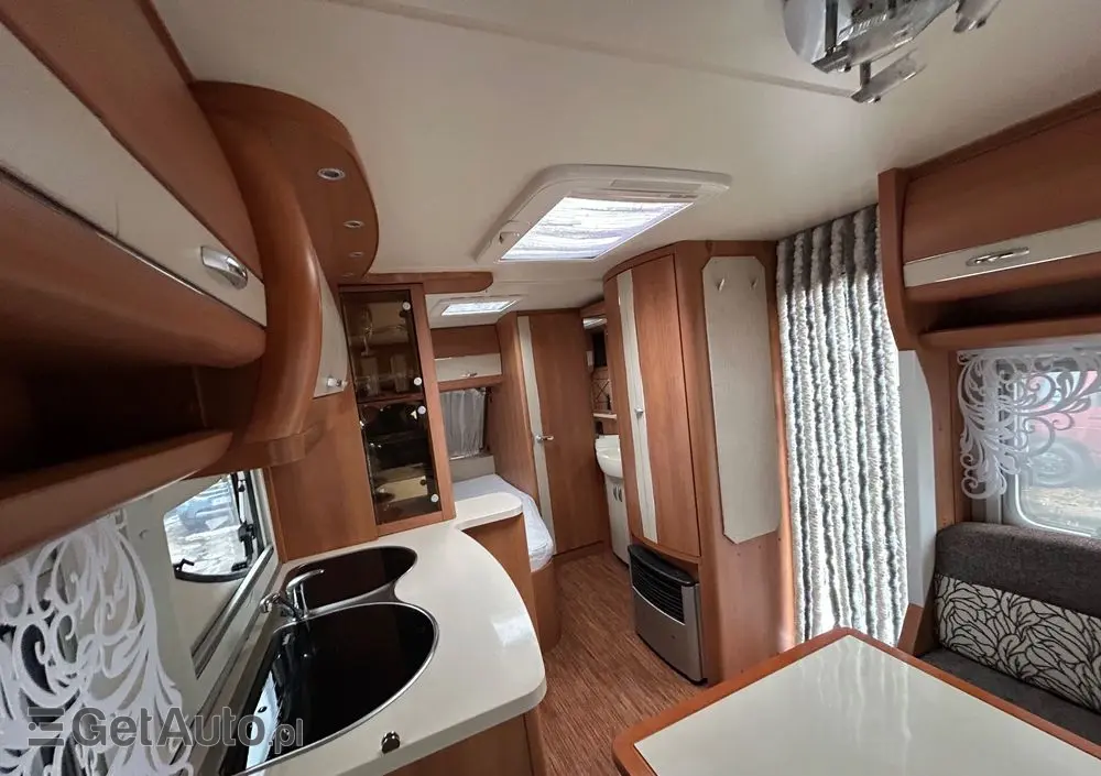 HOBBY La Vita 460 UFE 