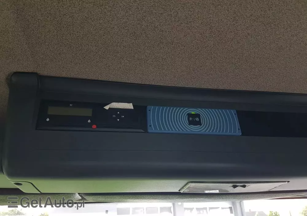 MAN TGL 12.220 HAKOWIEC 4x2 KLIMA 