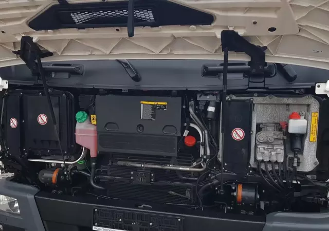 MAN TGL 12.220 HAKOWIEC 4x2 KLIMA 