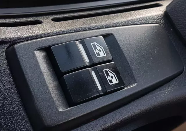 MAN TGL 12.220 HAKOWIEC 4x2 KLIMA 