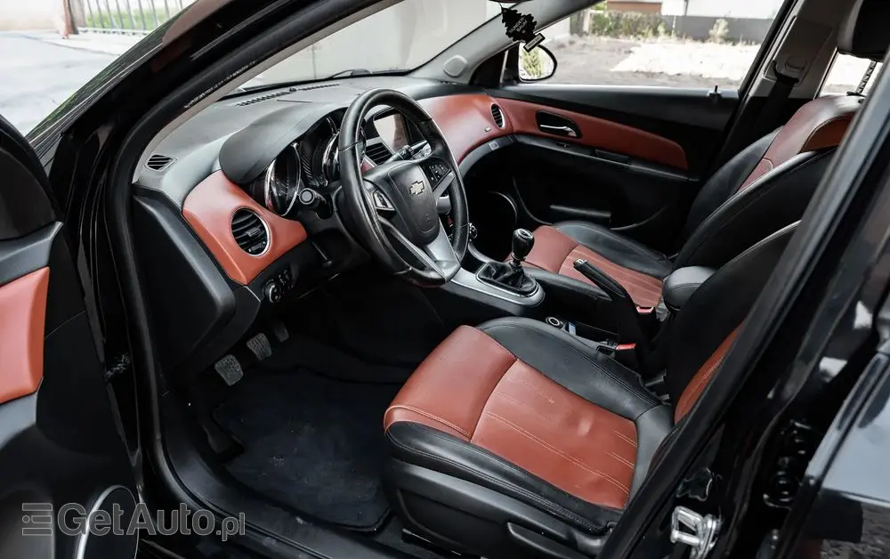 CHEVROLET Cruze 