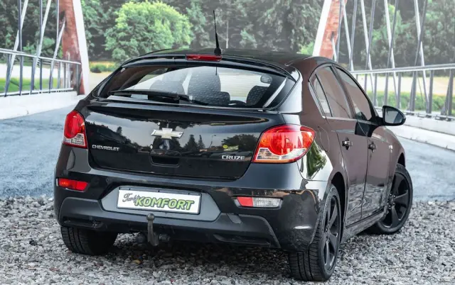 CHEVROLET Cruze 