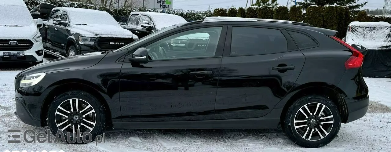 VOLVO V40 Cross Country D3 Drive-E Momentum