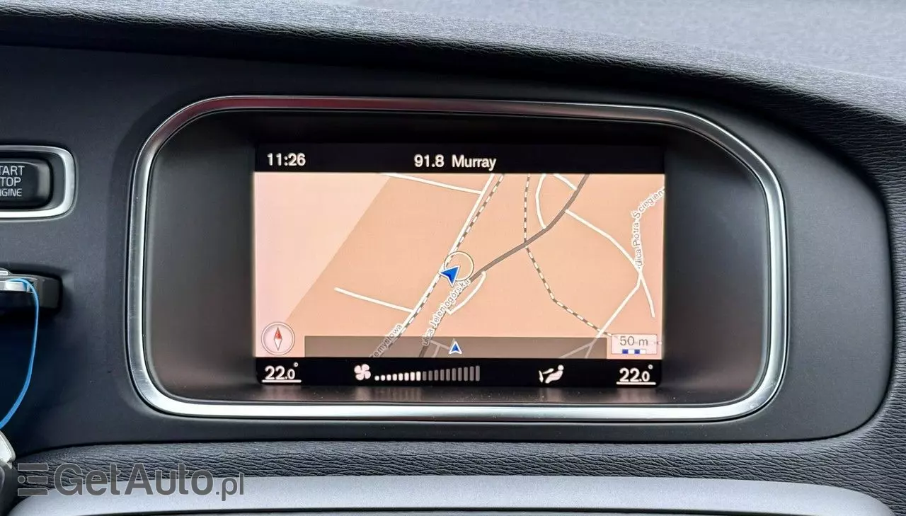 VOLVO V40 Cross Country D3 Drive-E Momentum